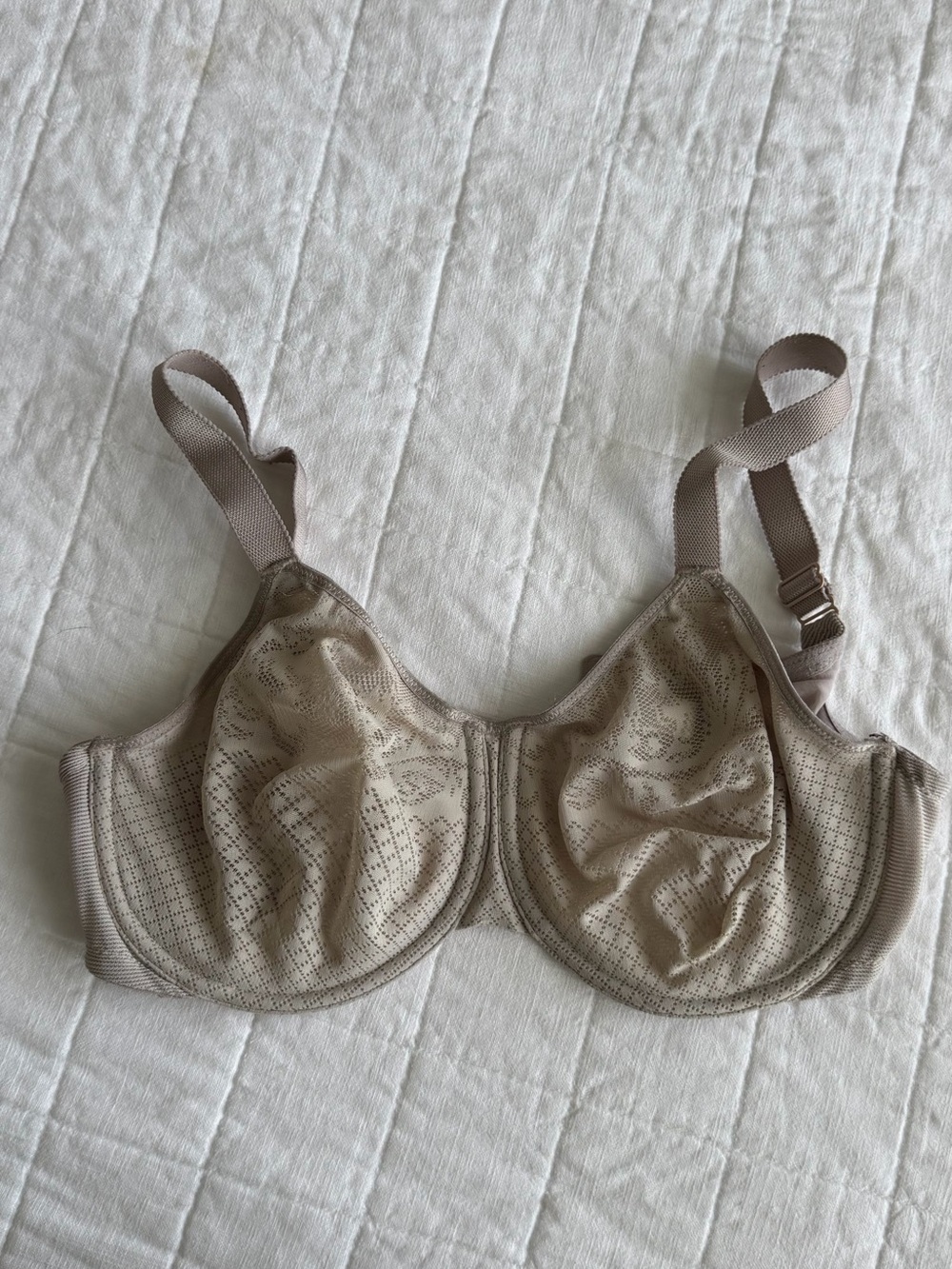 Wacoal Neutral Taupe Underwire Bra with Breathable Mesh